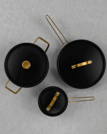 Sort Arvet Sæt Gryde Kasserolle Sauterpander Mat Med Messingdetaljer - Vargenthor Kitchenplus